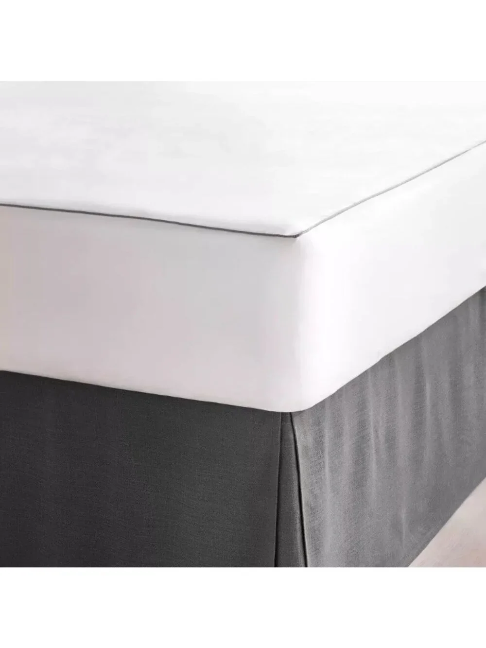 Casaluna Premium Cooling Queen Size White Mattress Protector 60